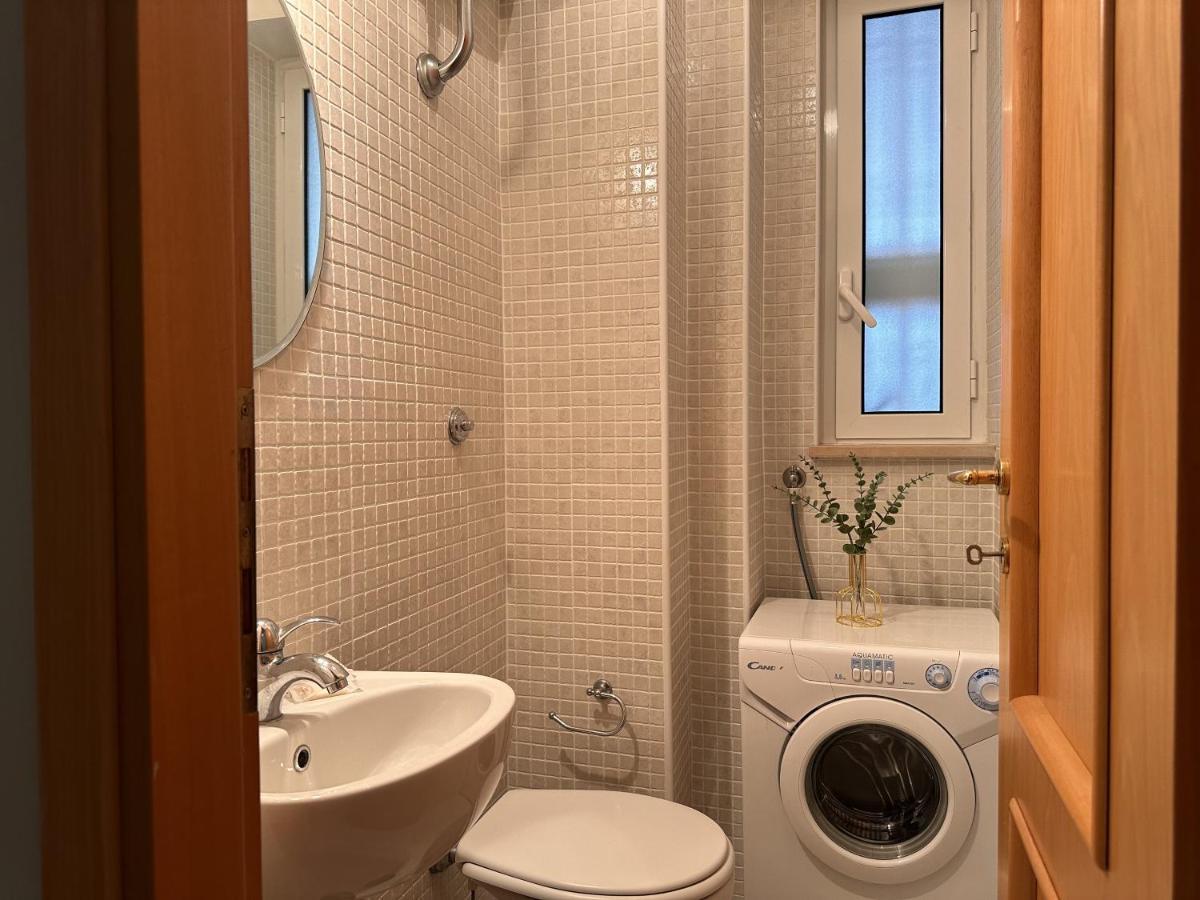Renza House Chiaia Lägenhet Neapel Exteriör bild