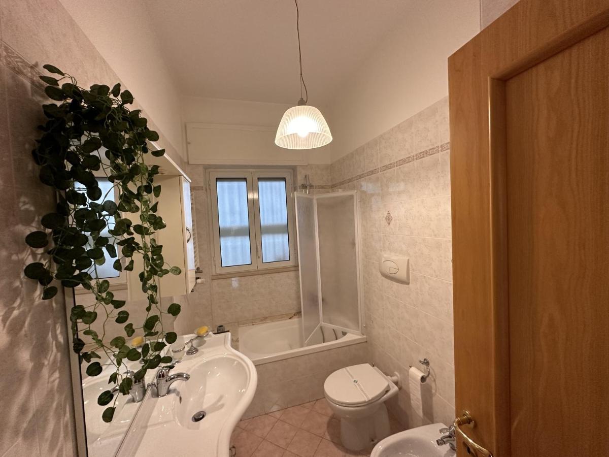 Renza House Chiaia Lägenhet Neapel Exteriör bild