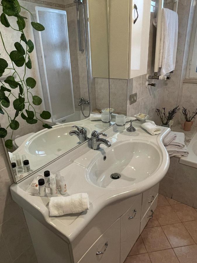 Renza House Chiaia Lägenhet Neapel Exteriör bild
