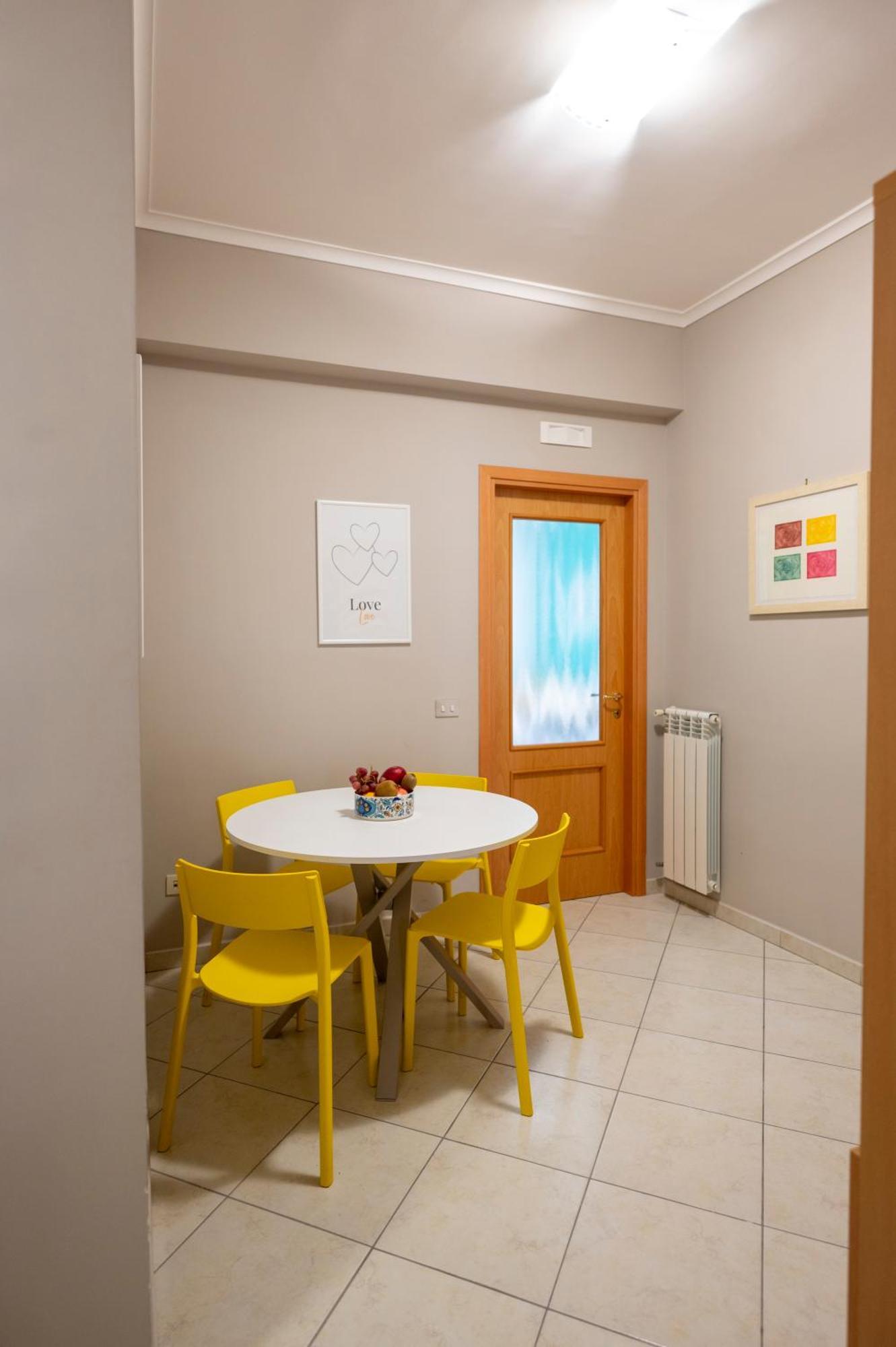 Renza House Chiaia Lägenhet Neapel Exteriör bild