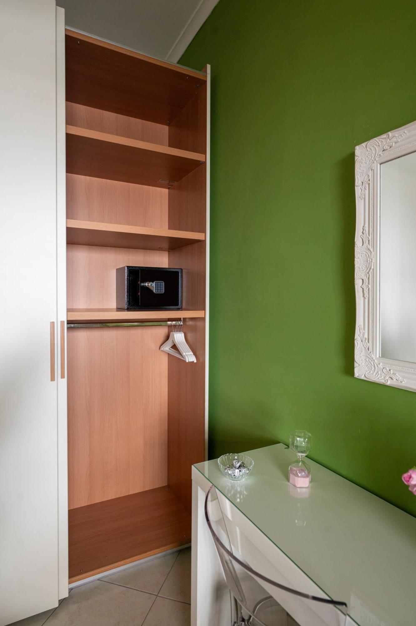 Renza House Chiaia Lägenhet Neapel Exteriör bild