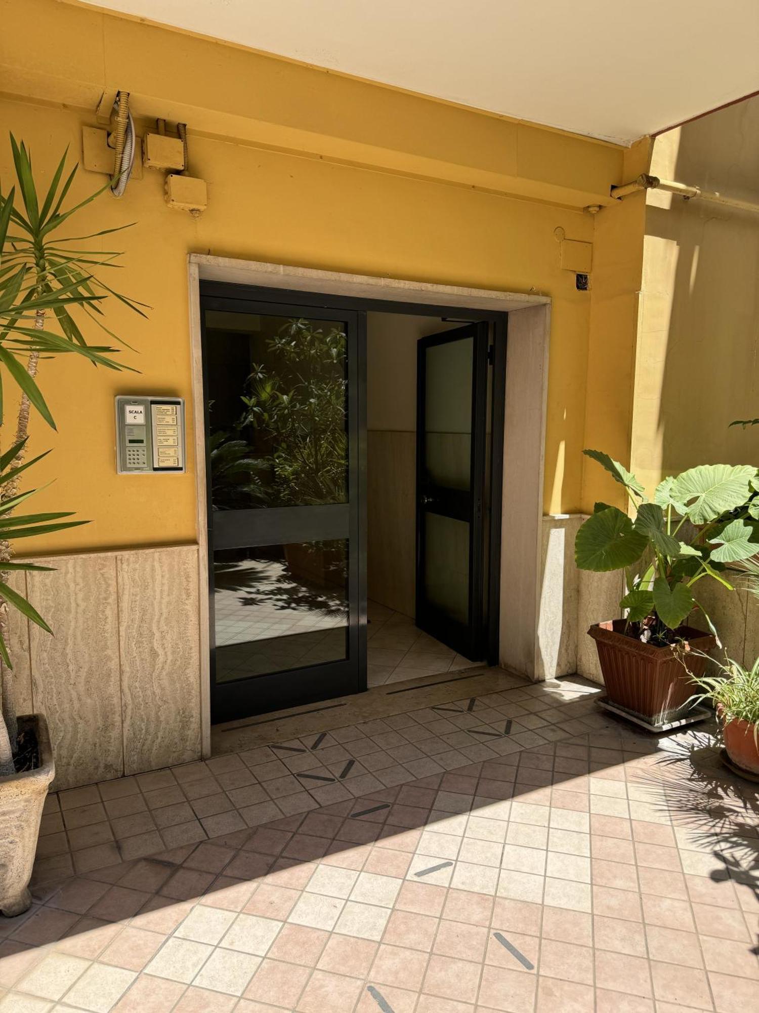 Renza House Chiaia Lägenhet Neapel Exteriör bild